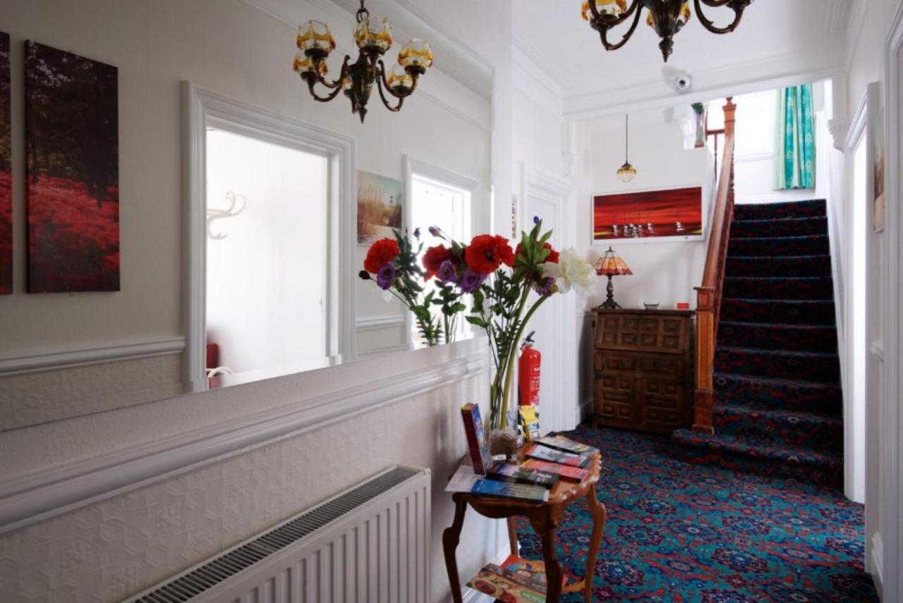 Minton Lodge Hotel - Seniors Only Bournemouth Luaran gambar